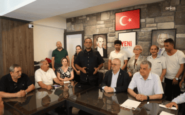YENİ Parti