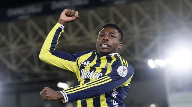 Fenerbahçe resmen